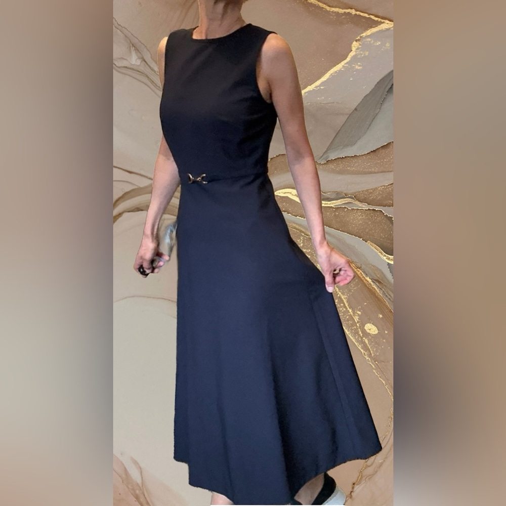 Elegant Navy Blue maxi Dress in thin Italian stretch wool l. New with tag.